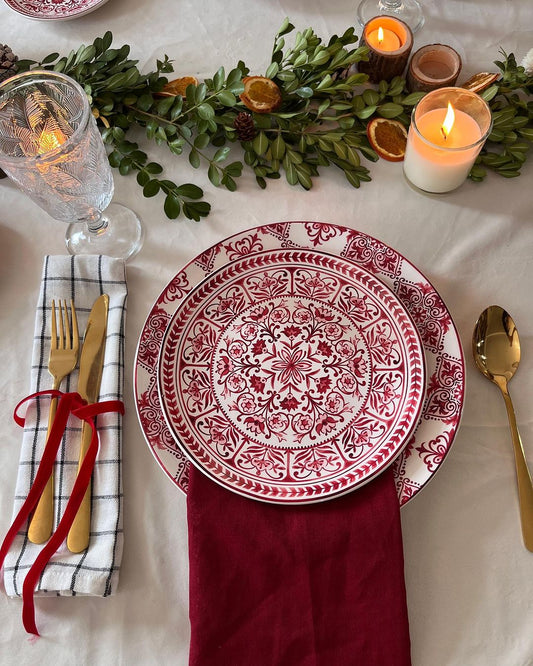 Simple Ways to Celebrate Thanksgiving with Your Loved Ones: A Heartwarming Affair
