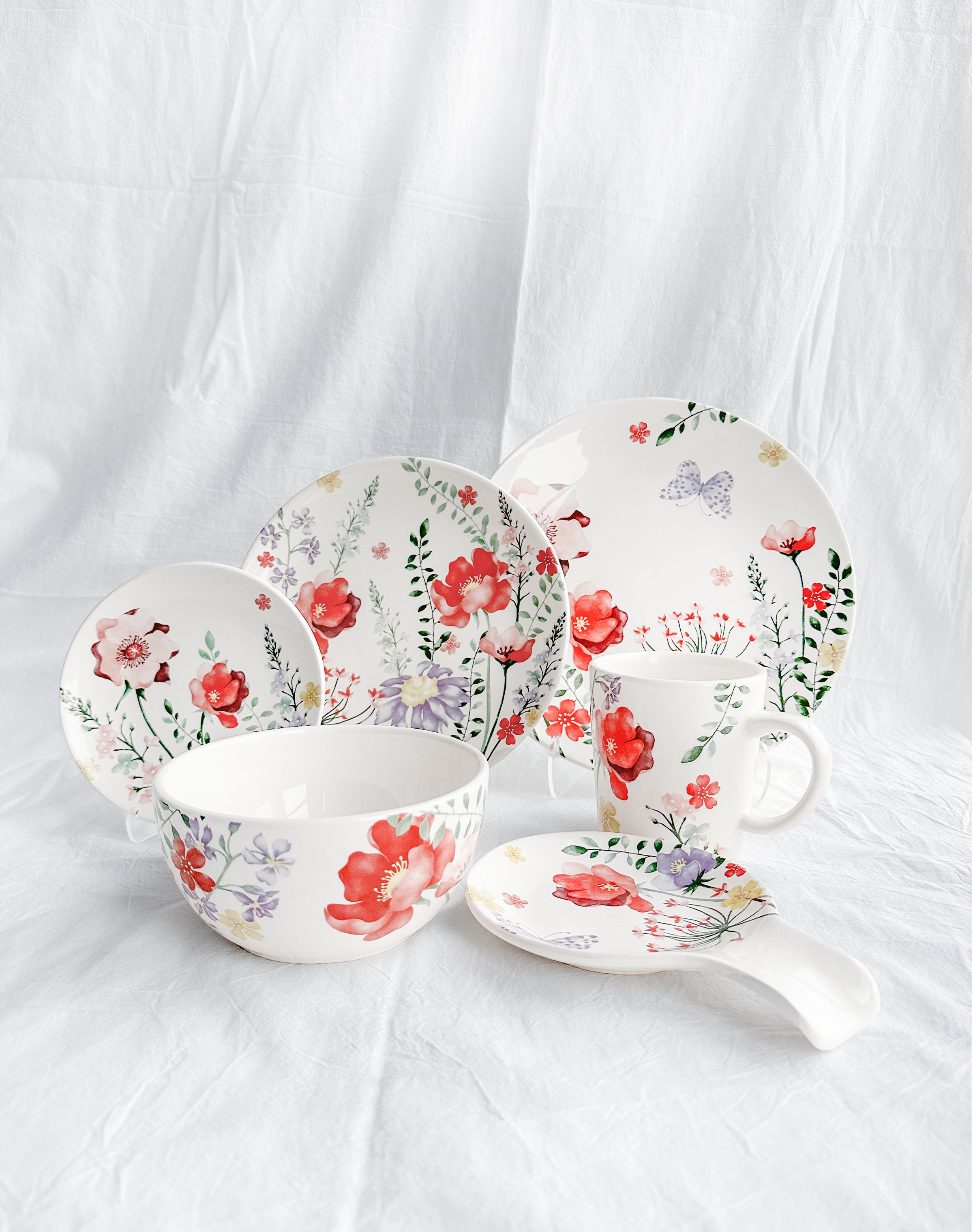 Wildflower Meadow with Poppy Flowers Dinner Plates, Set of 4